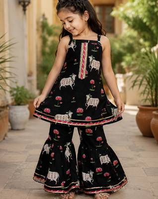 Girls Sleeveless Cotton Kurta & Churidar Salwar Set 5