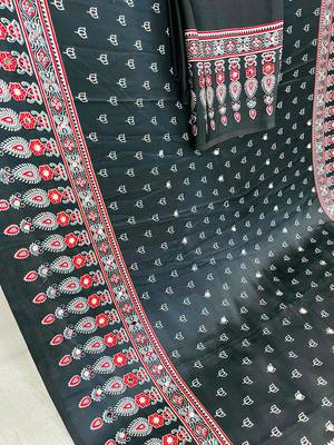 Black Colour Mirror-work Border And Red Pallu Finished With Red Tassels (Latkan) With Ajarakh Print Gajji Silk Saree 4