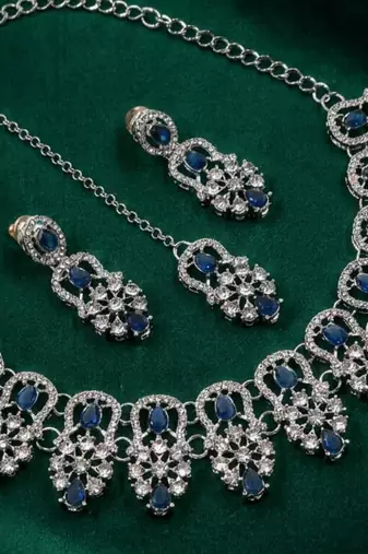 blue rhodium-plated agate stone necklace set with earrings & maang tikka