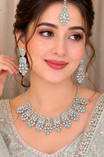 pista rhodium-plated agate stone necklace set with earrings & maang tikka