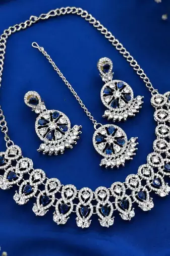 blue rhodium-plated agate stone necklace set with earrings & maang tikka