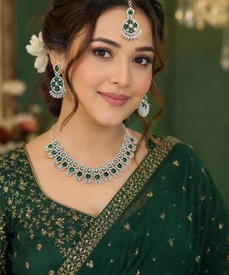 green rhodium-plated agate stone necklace set with earrings & maang tikka 1