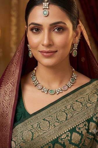 pink pista mehndi-plated agate stone necklace set with earrings & maang tikka