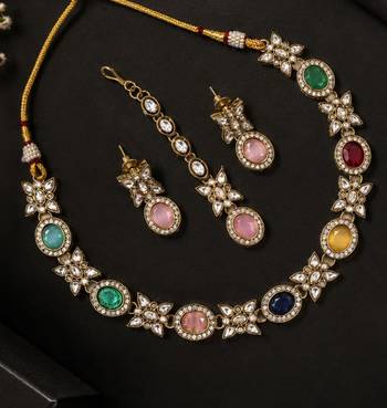 multicolor mehndi-plated agate stone necklace set with earrings & maang tikka 2