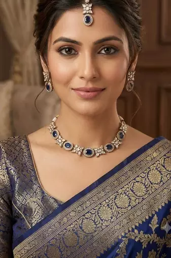 blue mehndi-plated agate stone necklace set with earrings & maang tikka