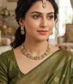 yellow pink mehndi-plated agate stone necklace set with earrings & maang tikka