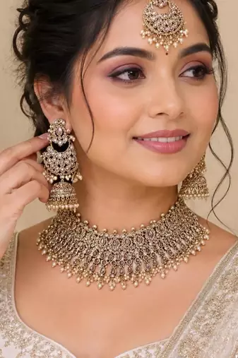  mehndi-plated agate stone necklace set with earrings & maang tikka