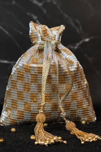 Shades of gold tassel