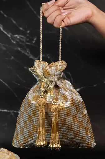 Shades of gold tassel