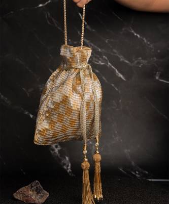 Shades of gold tassel 6
