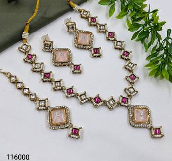 pink mehndi-plated agate stone necklace set with earrings & maang tikka 2