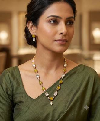 yellow mehndi-plated agate stone necklace set with earrings & kundan 1