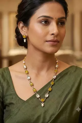 yellow mehndi-plated agate stone necklace set with earrings & kundan