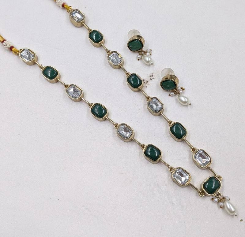 green mehndi-plated agate stone necklace set with earrings & kundan