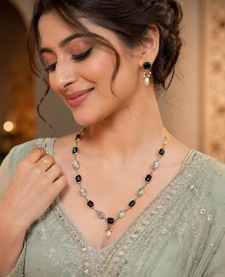 black mehndi-plated agate stone necklace set with earrings & kundan 1