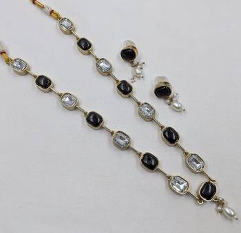 black mehndi-plated agate stone necklace set with earrings & kundan 2