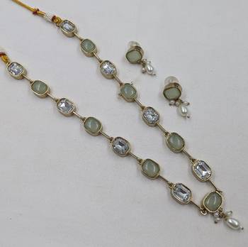 pista mehndi-plated agate stone necklace set with earrings & kundan 2