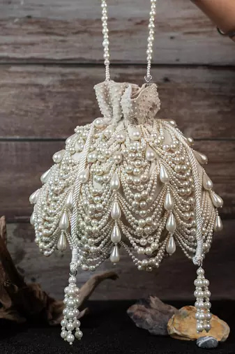 Oyster Ivory