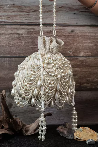 Oyster Ivory
