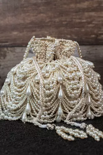Oyster Tawny
