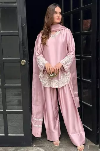 Pink pure crepe silk blend embroidered farshi suit with net dupatta