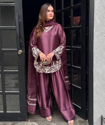 Wine pure crepe silk blend embroidered farshi suit with net dupatta 1