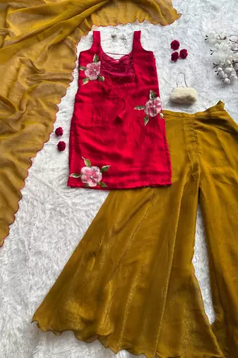Rani pink hand painted fendy silk blend kurta palazzo set with dupatta