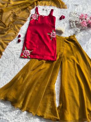 Rani pink hand painted fendy silk blend kurta palazzo set with dupatta 4