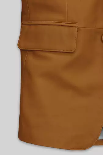Men's beige   lambskin leather coat 2 flap pocket & button detail