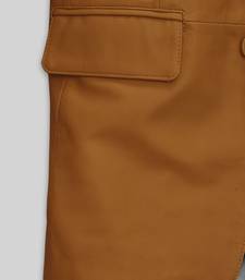 Men's beige   lambskin leather coat 2 flap pocket & button detail