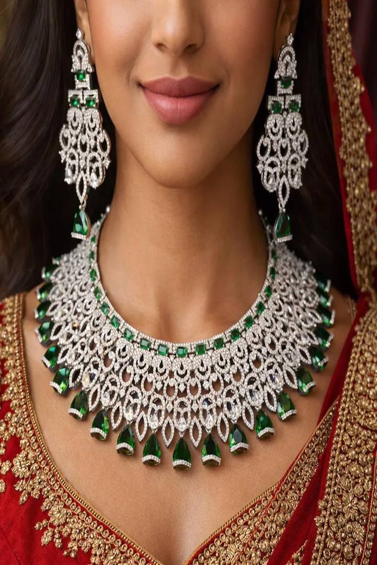 emerald green bridal jewellery set choker dangle earrings maang tikka