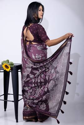 Mirchi fashion women's purple floral printed viscose cotton saree with unstitched blouse piece 5