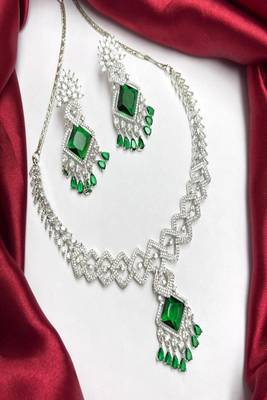 emerald green bridal necklace set, cubic zirconia chandelier earrings, bollywood choker 3