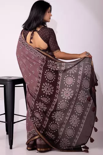 Mirchi fashion women's magenta floral,block print viscose cotton saree with unstitched blouse piece
