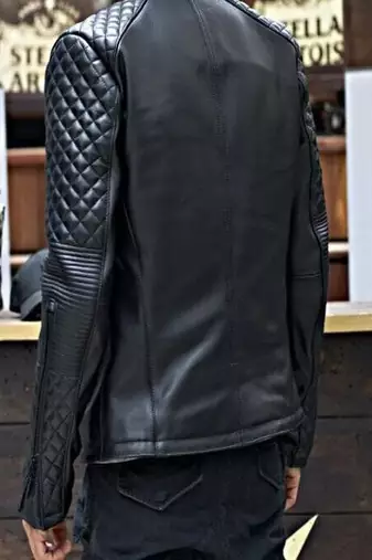 Men's black genuine lambskin leather front patch pocket & quilted hand style