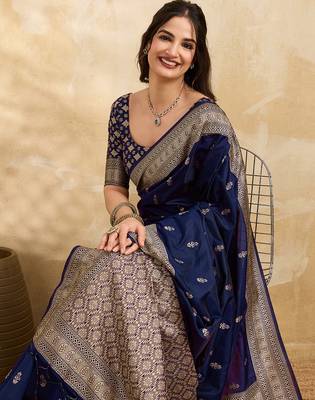Navyblue jaquard silk woven zari work traditional saree with unstitch blouse 6