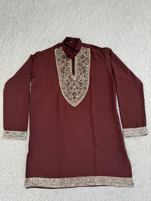 Burgundy silk blend heavy thread & sequins embroidered kurta 2