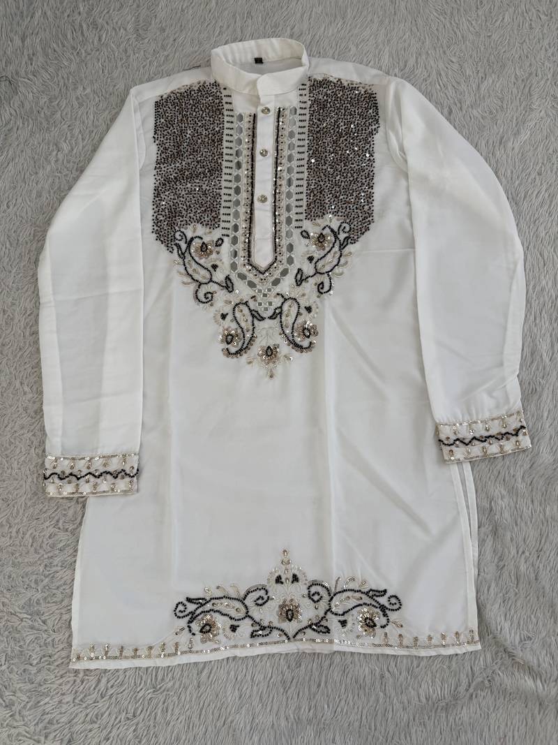 Off white silk blend heavy thread & sequins embroidered kurta with straight pant