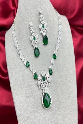 emerald green crystal jewellery set  silver plated bridal necklace earrings 2