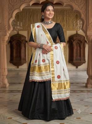 White mirror work rayon embroidered dupatta 1