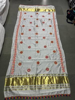 White mirror work rayon embroidered dupatta 2