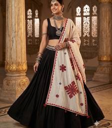 Off-white printed cotton poly patch work dupatta