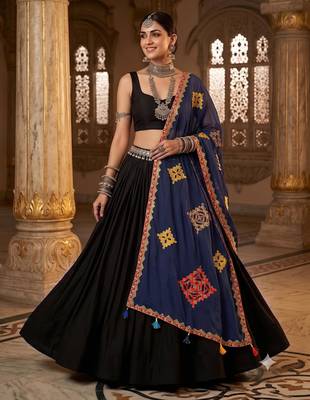 Blue printed cotton poly block print dupatta 1