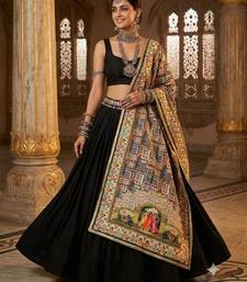 Cream printed mirror work silk blend navratri special dupatta