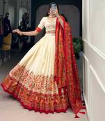 Women's Cream Kalamkari Print Tussar Silk Semi-Stitched Lehenga Choli with Foil Work & Gotta Patti Dupatta