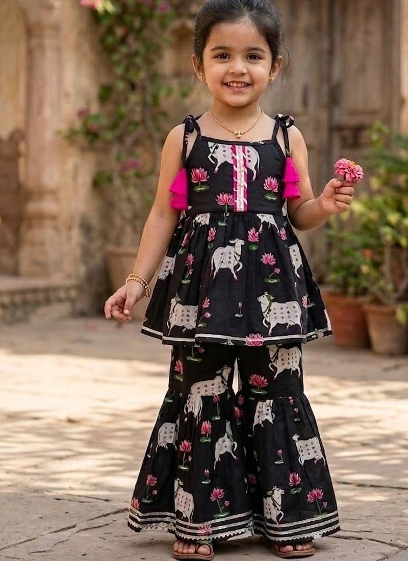 Girls Sleeveless Cotton Kurta & Churidar Salwar Set