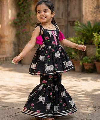 Girls Sleeveless Cotton Kurta & Churidar Salwar Set 4