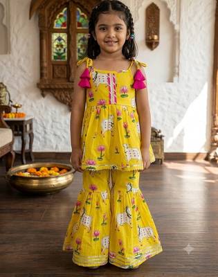 Girls Sleeveless Cotton Kurta & Churidar Salwar Set 1