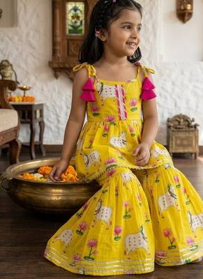 Girls Sleeveless Cotton Kurta & Churidar Salwar Set 3