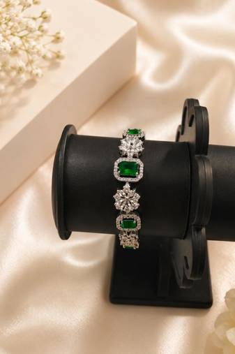 American diamond adjustable bracelet